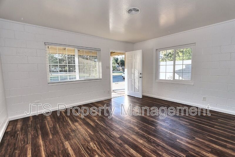 Sacramento Condo: 5912 21st Ave