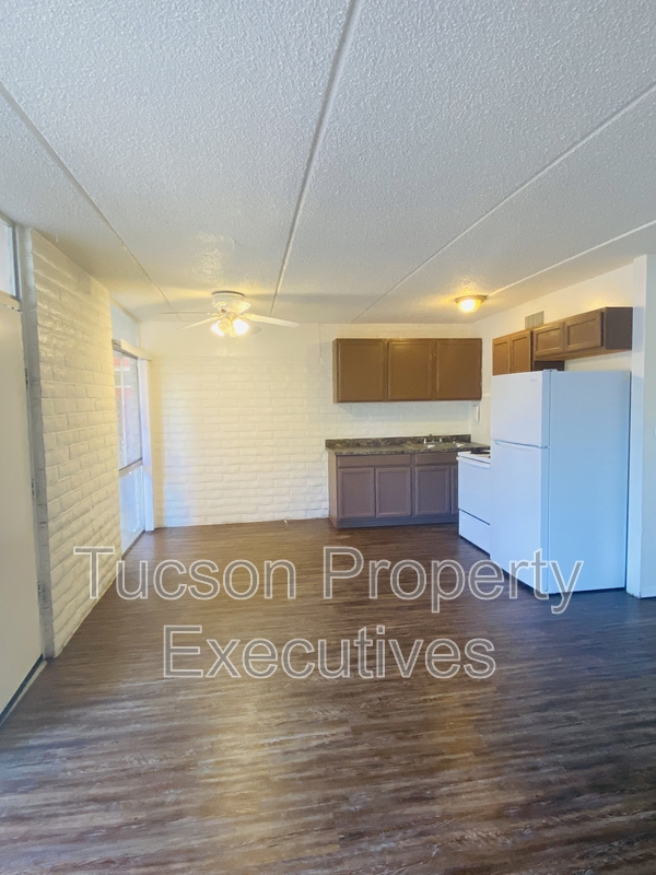 Tucson Condo: 20 North Leonora Avenue - 103