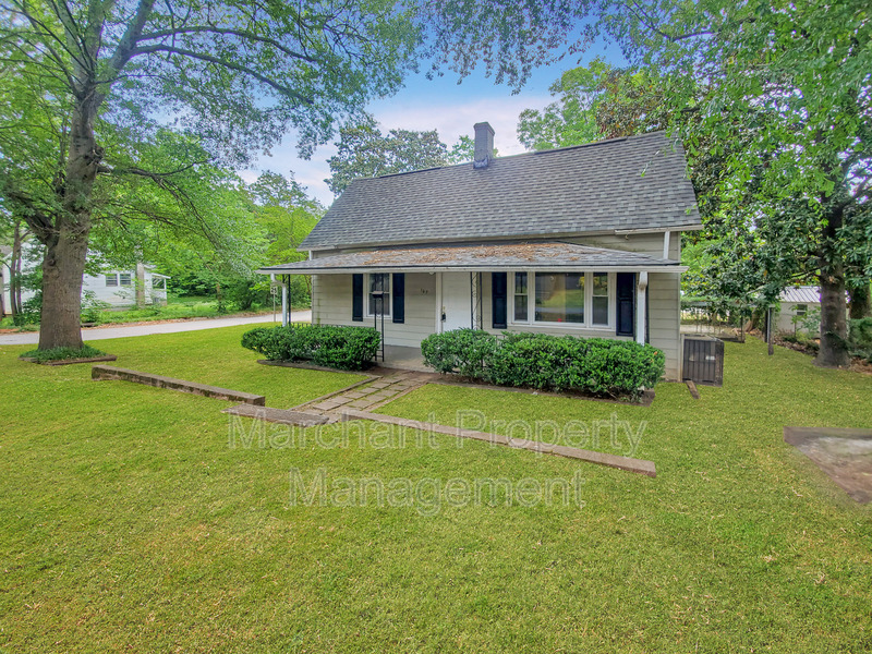 Greenville House: 107 Mason Street