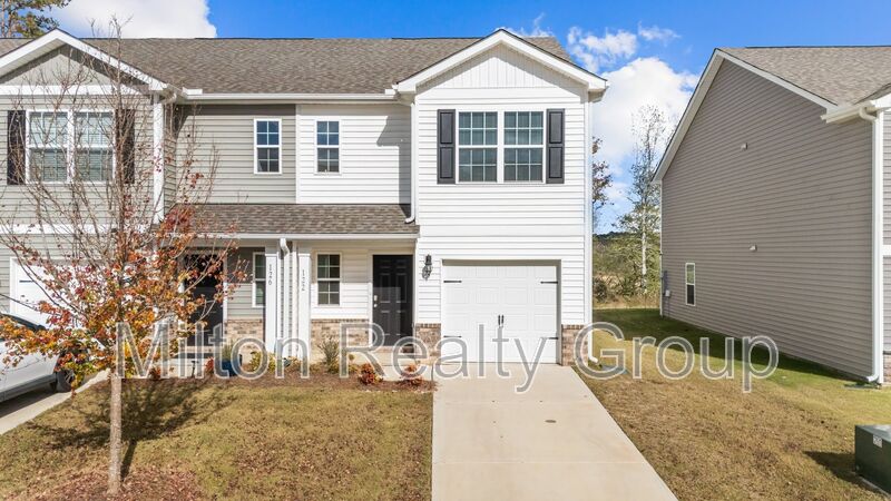 Fuquay Varina House: 122 March Creek Dr