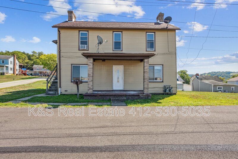 Belle Vernon Condo: 16 Eggers Avenue - 2