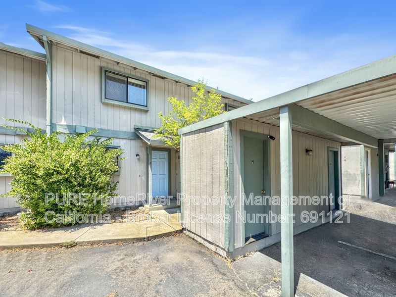 Cameron Park House: 3061 Garden Cir