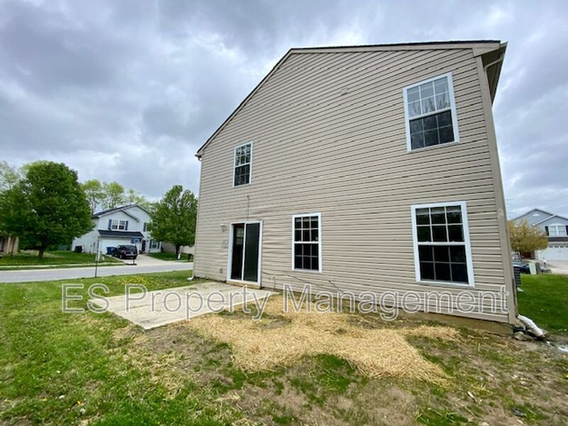 Wonderful 4 Bedroom 2.5 Bathroom Two Story Home in Lawrence! - Photo 38