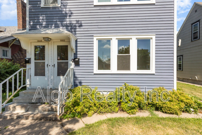 Minneapolis Condo: 3449 Snelling Avenue - Unit 3451
