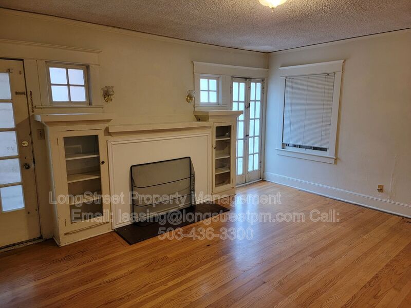 Corvallis Apartment: 204 NW 17th Street