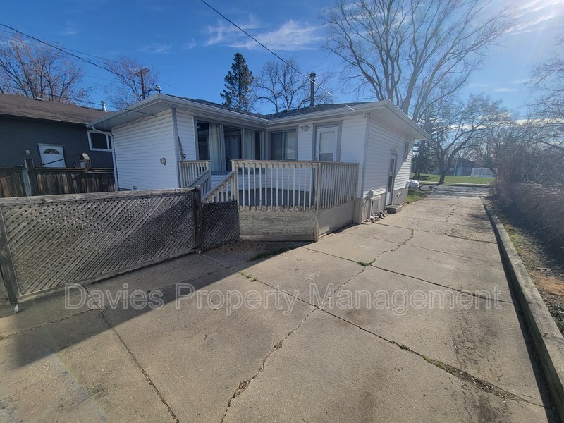Edmonton House: 9648 153 Street NW