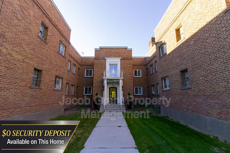 Idaho Falls House: 676 Memorial Dr
