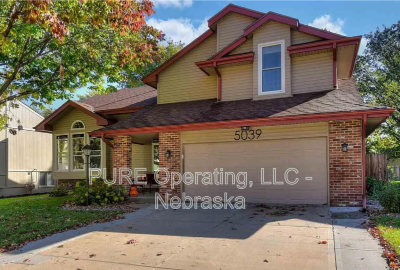 Omaha House: 5039 S 163rd Ave