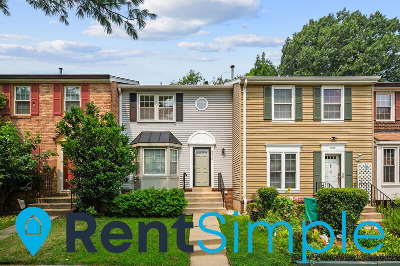 Centreville Townhome: 5928 Grisby House Court