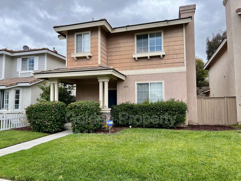 request-a-viewing-for-1433-fieldbrook-st-tenant-turner