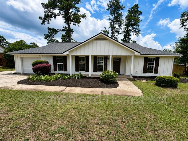 Martinez House: 636 Bridgton Drive