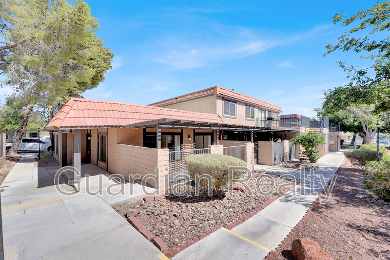 Las Vegas Townhome: 6611 Silverstream Ave