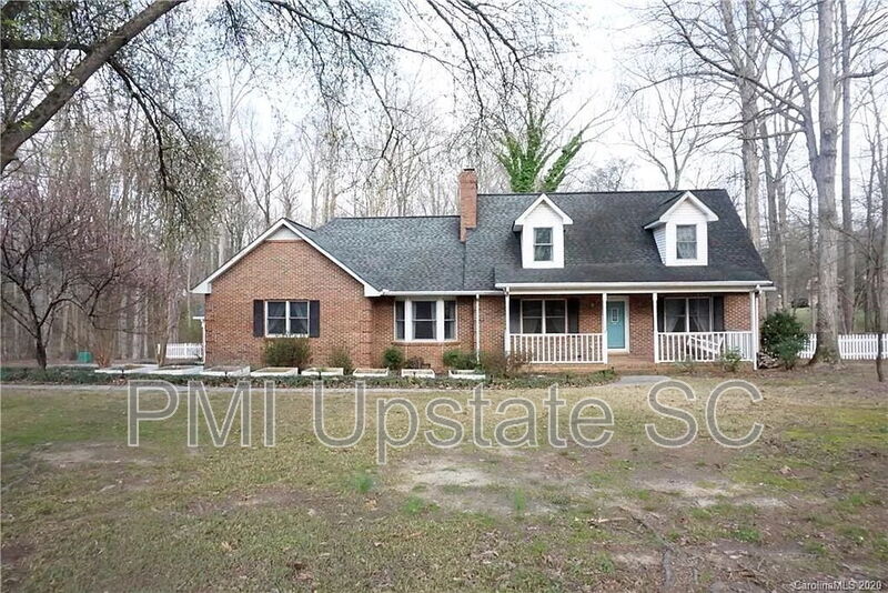Rock Hill House: 4264 Walnut Ridge Rd