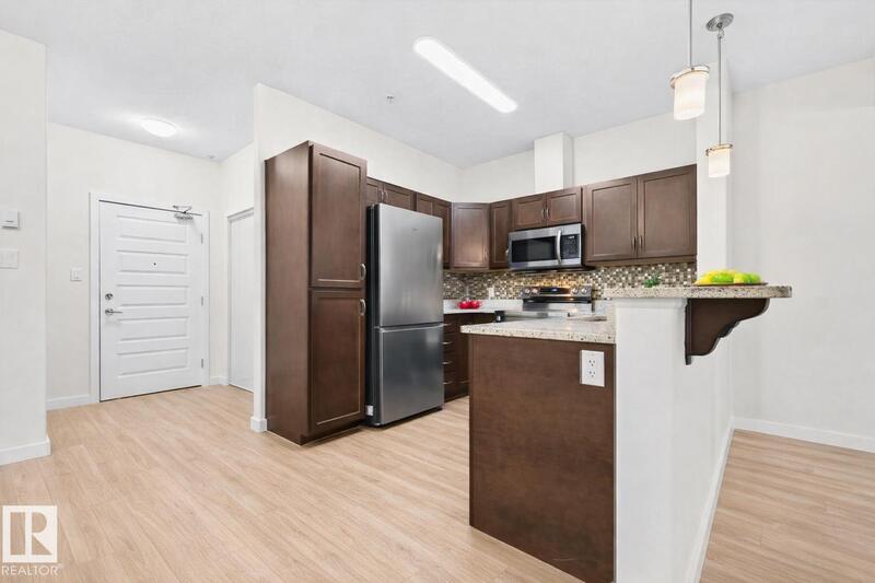 Edmonton House: 304 Ambleside Link Southwest