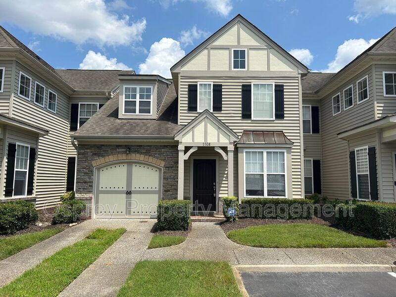 Charming 3-Bedroom Home in Prime VB Location! "ASK ABOUT OUR ZERO-DEPOSIT OPTION" - Photo 1