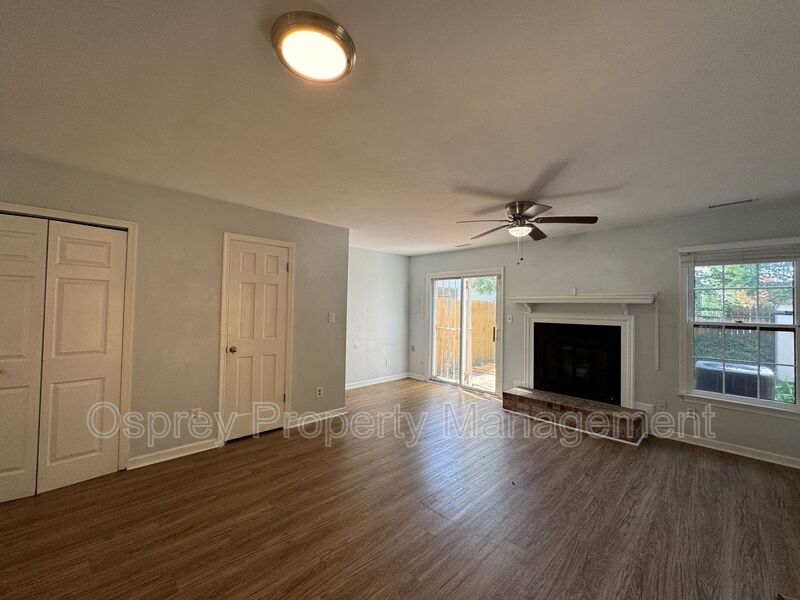 Charming 2-Bed, 2.5-Bath Home in Vibrant Norfolk   