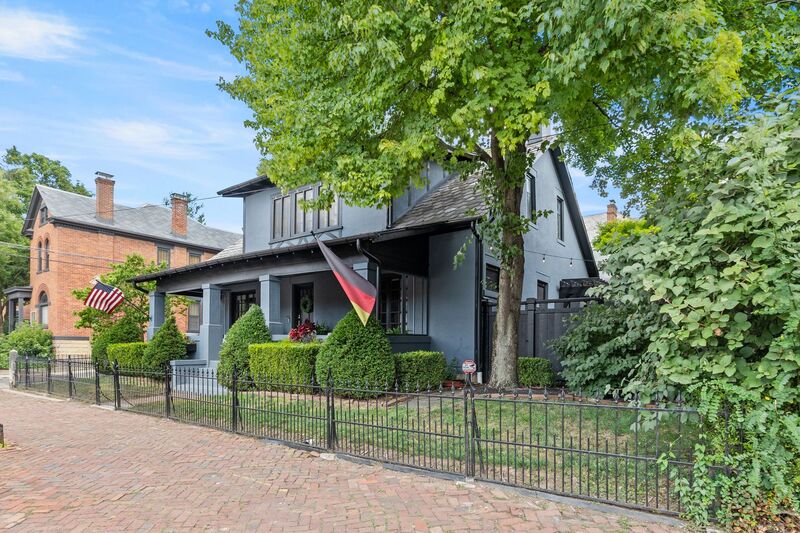 Columbus House: 604 S 3rd St