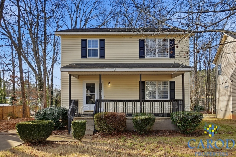 Charlotte House: 2713 Daffodil Ave.