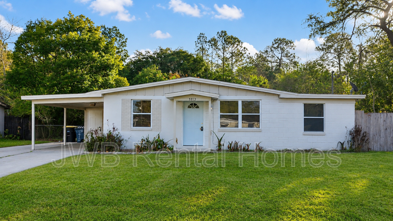 Jacksonville House: 5913 Tampico Rd