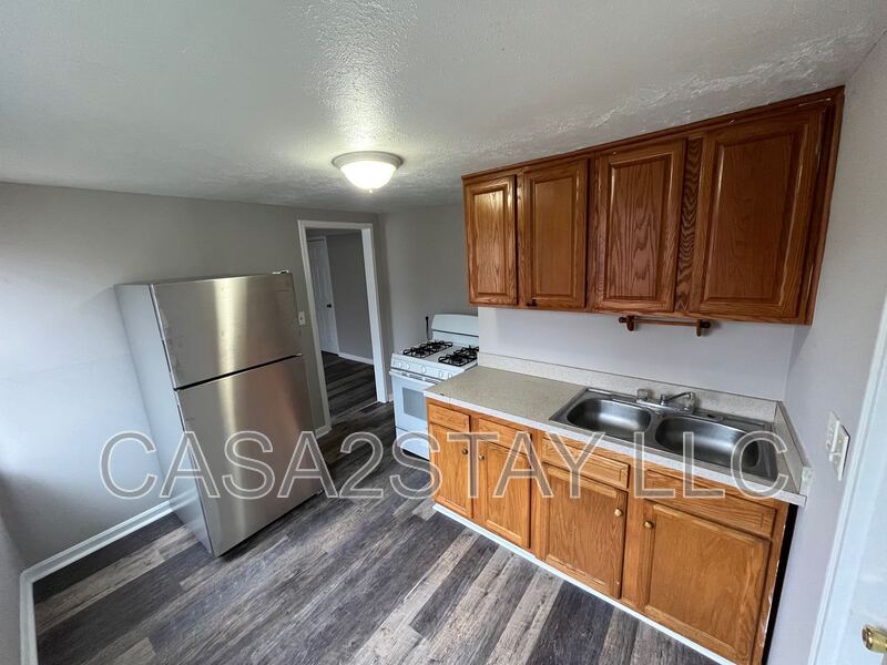 Louisville Condo: 1528 Alma Avenue