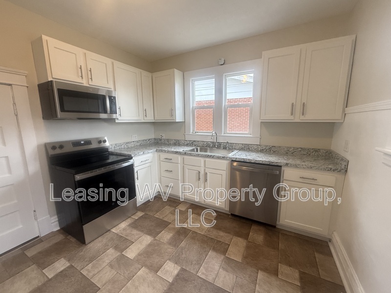 Hurricane House: 2914 Virginia Avenue