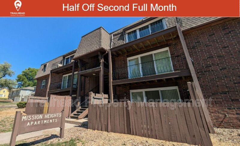 Mission House: 5717 Outlook St