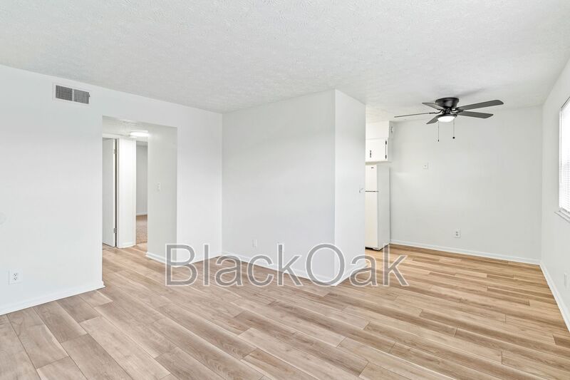 Louisville House: 4211 Foreman Lane