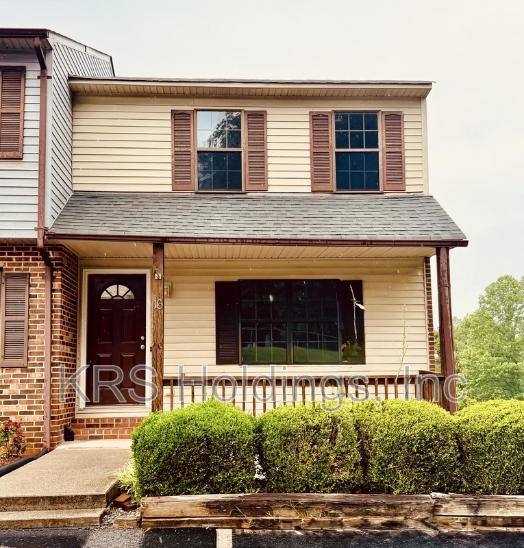 Lynchburg Townhome: 16 Nags Head Ct