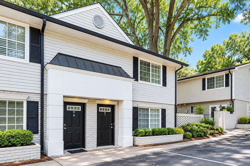 Sandy Springs Condo: 6940 Roswell Rd NE