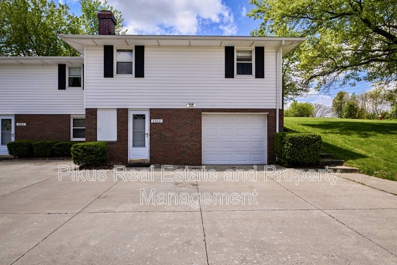 Uniontown Condo: 3300 Lake Center Street NW