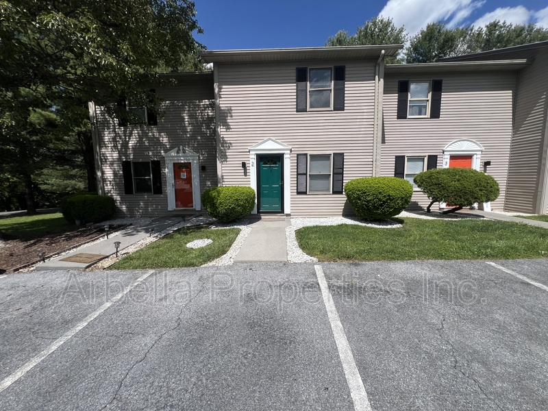 Bristol Condo: 2637 Highway 11 W