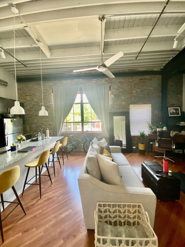 Baltimore Condo: 1509 E Baltimore St