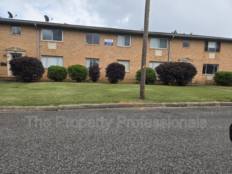 Birmingham House: 7719 7th Avenue South