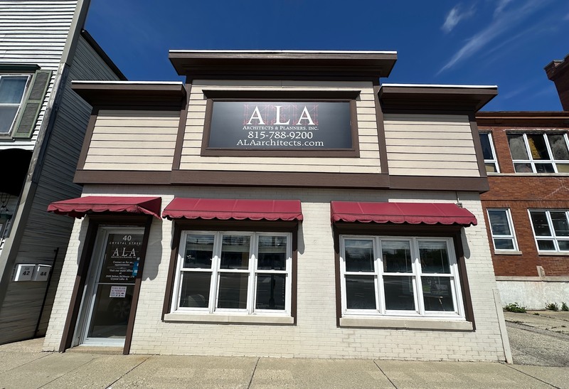 Cary Condo: 40 Crystal St