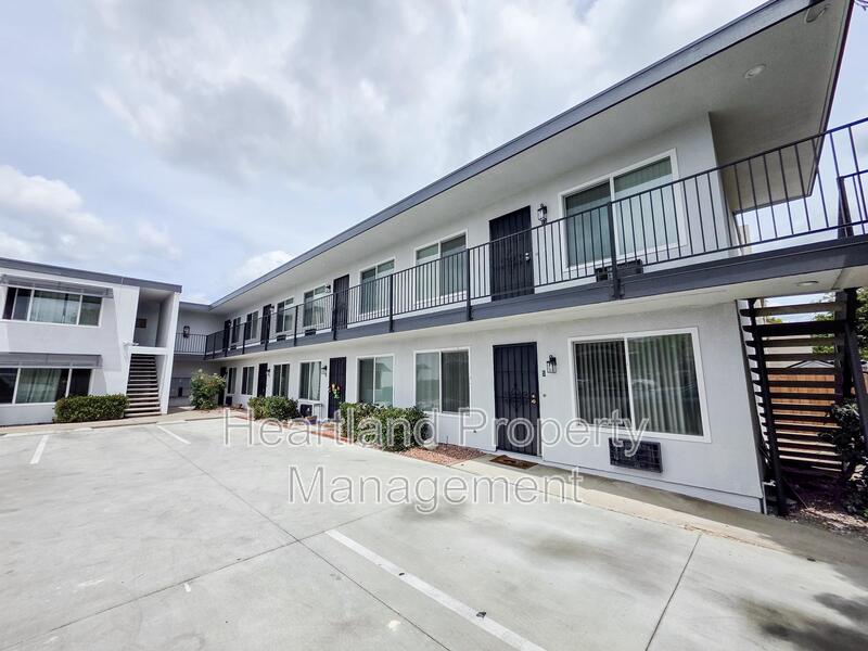 La Mesa Condo: 4879 Parks Ave