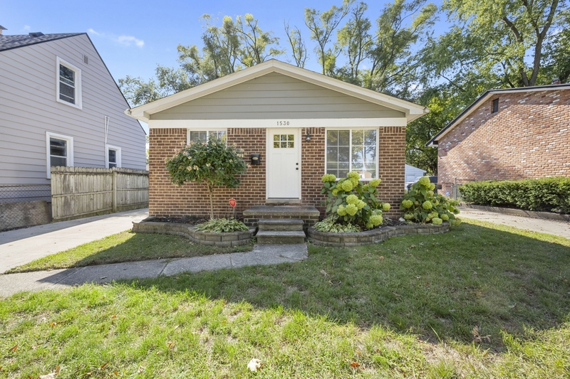 Hazel Park House: 1530 E. Madge Ave.