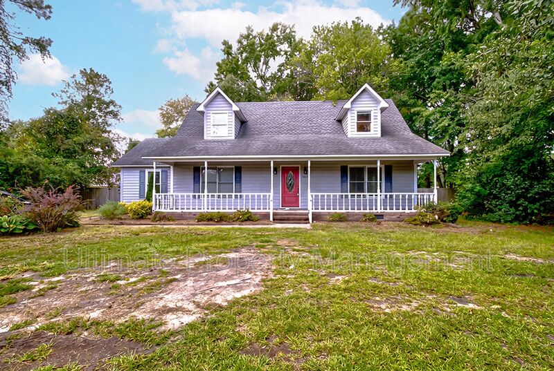 Wilmington House: 4614 Masonboro Loop Road