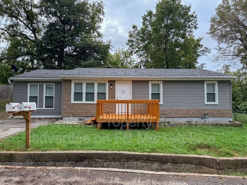 Independence House: 1749 Sinnott Cir