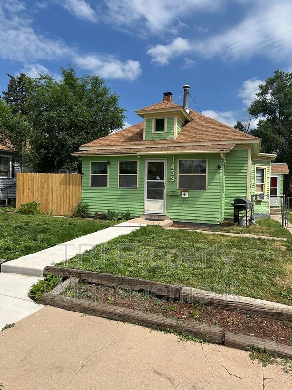 Greeley House: 1453 1/2 10th Street
