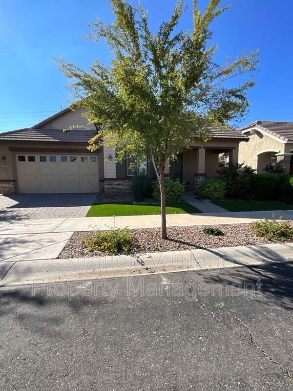 Gilbert House: 4179 E Cynthia St