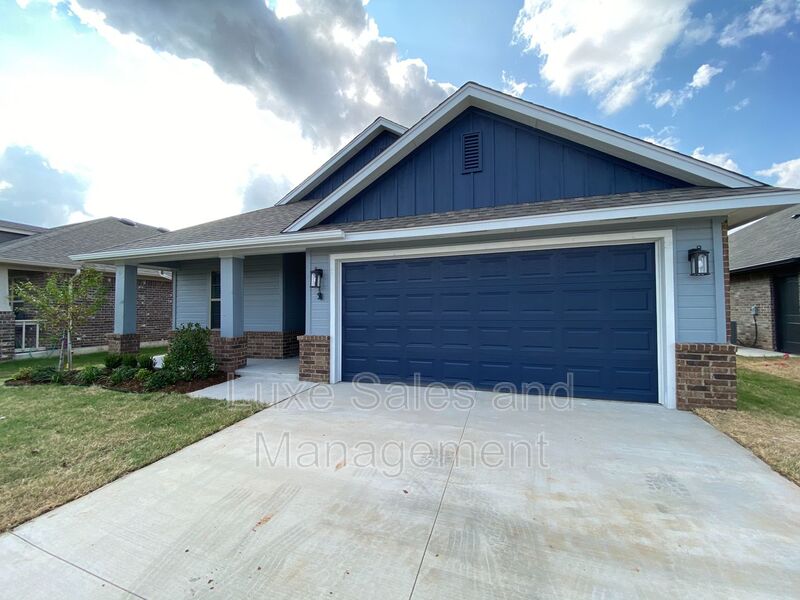 Oklahoma City House: 12817 Double V Drive