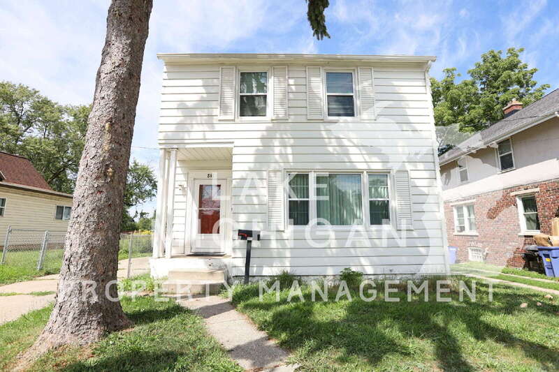 Grand Rapids House: 841 Capen Street Northeast