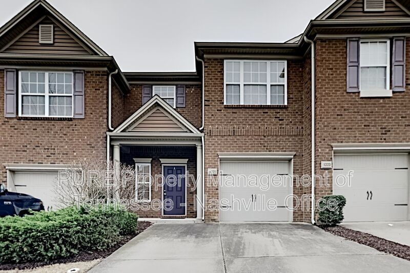 Nashville Townhome: 1221 Bainbridge Dr