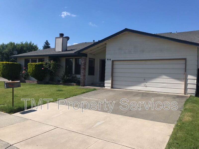 Sacramento House: 956 Greenstar Way