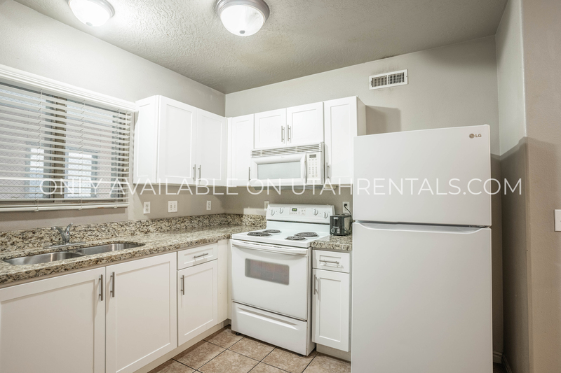 Provo House: 884 E 700 N