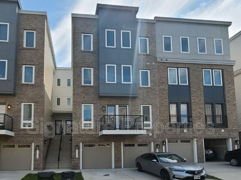 Woodbridge Condo: 1356 Rail Stop Dr