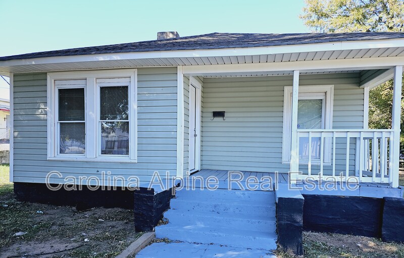 Request a Viewing for 930 Cantwell St Tenant Turner