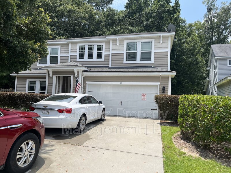 Bluffton House: 12 Fan Palm Way
