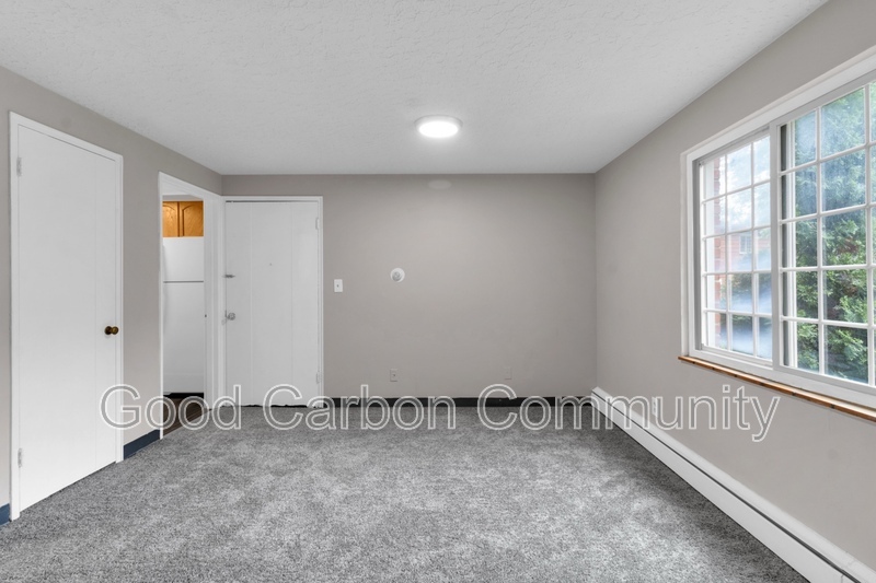 Lockport Condo: 315 Beattie Ave