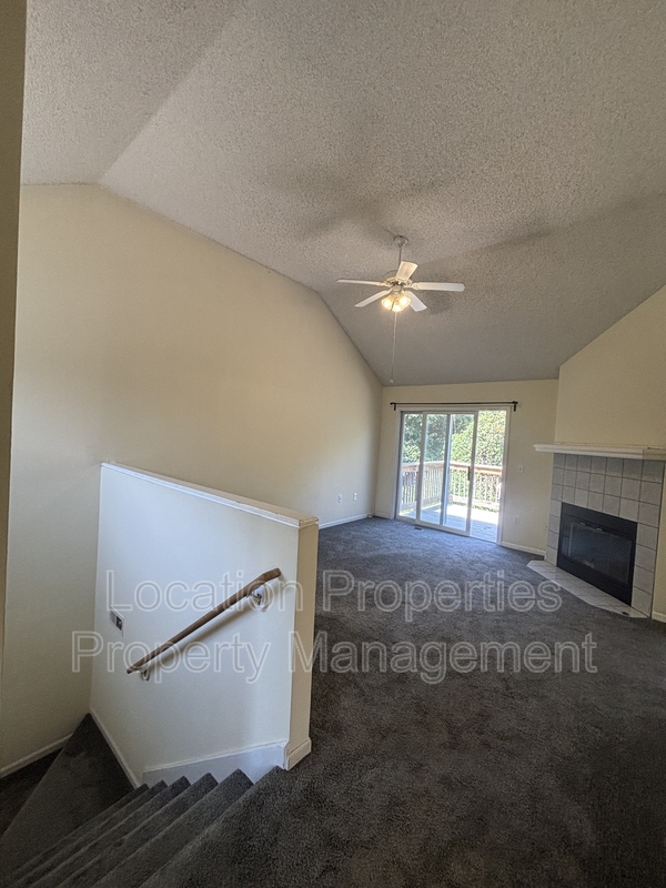 2410 Lancaster Drive - 1, Lawrence, Kansas rental photo 9 of 13